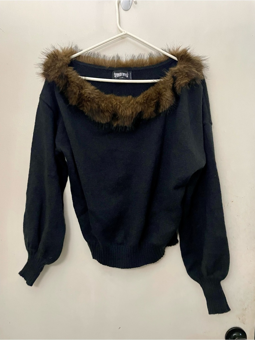 Dolls Kill Darker Wavs Black Sweater with Brown Faux Fur Trim size XXS NEW